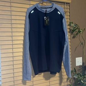 Nike Standard Fit/Reflective Trim Half-Zip Running Top